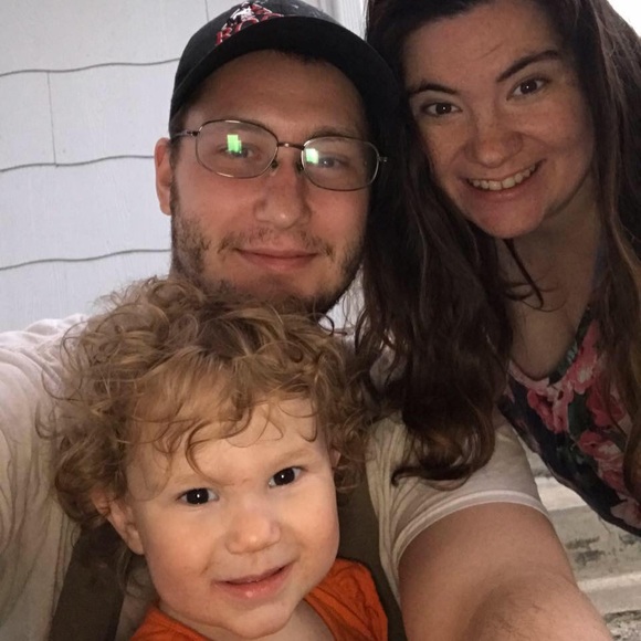 Meet your Posher, Joy - Picture 4 of 5